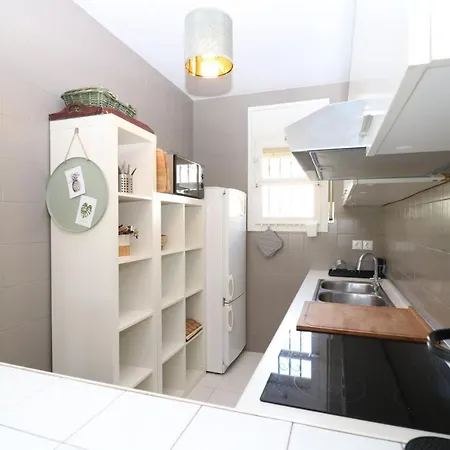 Valira 20d - Belle Avec Piscine Sur Canal Holiday home Empuriabrava