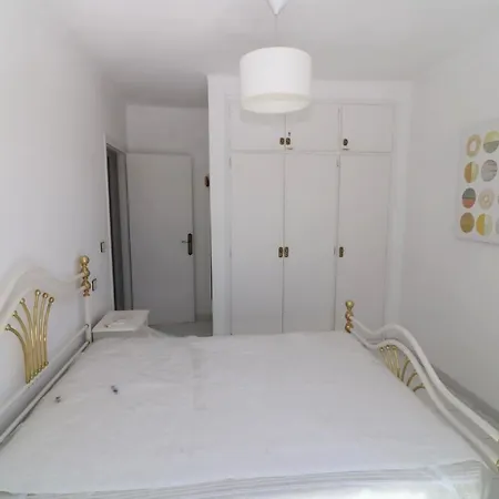 Valira 20d - Belle Avec Piscine Sur Canal Holiday home Empuriabrava
