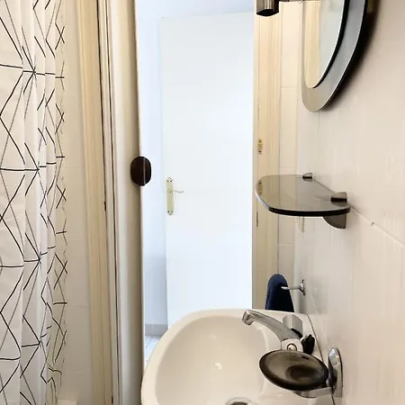 Holiday home Valira 20d - Belle Avec Piscine Sur Canal Empuriabrava